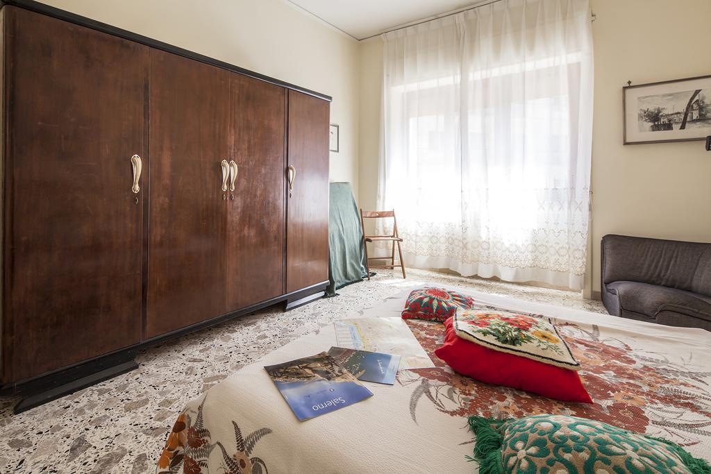 B&B La Contessa ซาแลร์โน ห้อง รูปภาพ